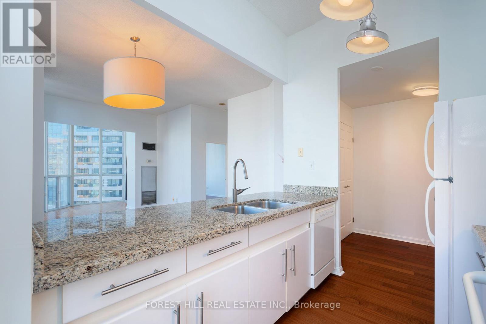 2405 - 24 Wellesley Street W, Toronto, Ontario  M4Y 2X6 - Photo 21 - C13027182