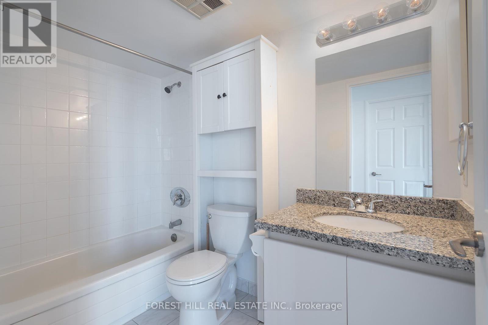 2405 - 24 Wellesley Street W, Toronto, Ontario  M4Y 2X6 - Photo 27 - C13027182