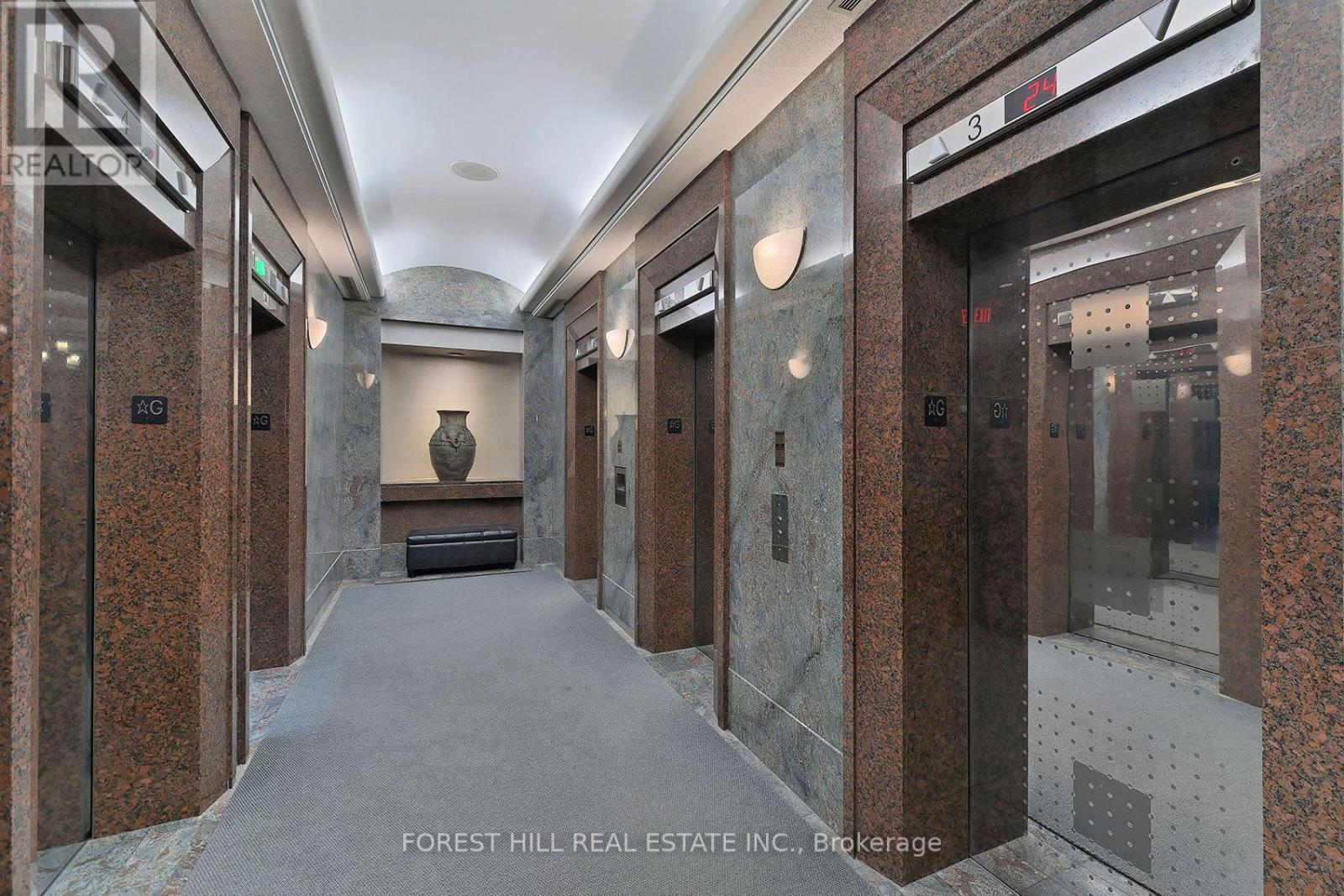 2405 - 24 Wellesley Street W, Toronto, Ontario  M4Y 2X6 - Photo 41 - C13027182