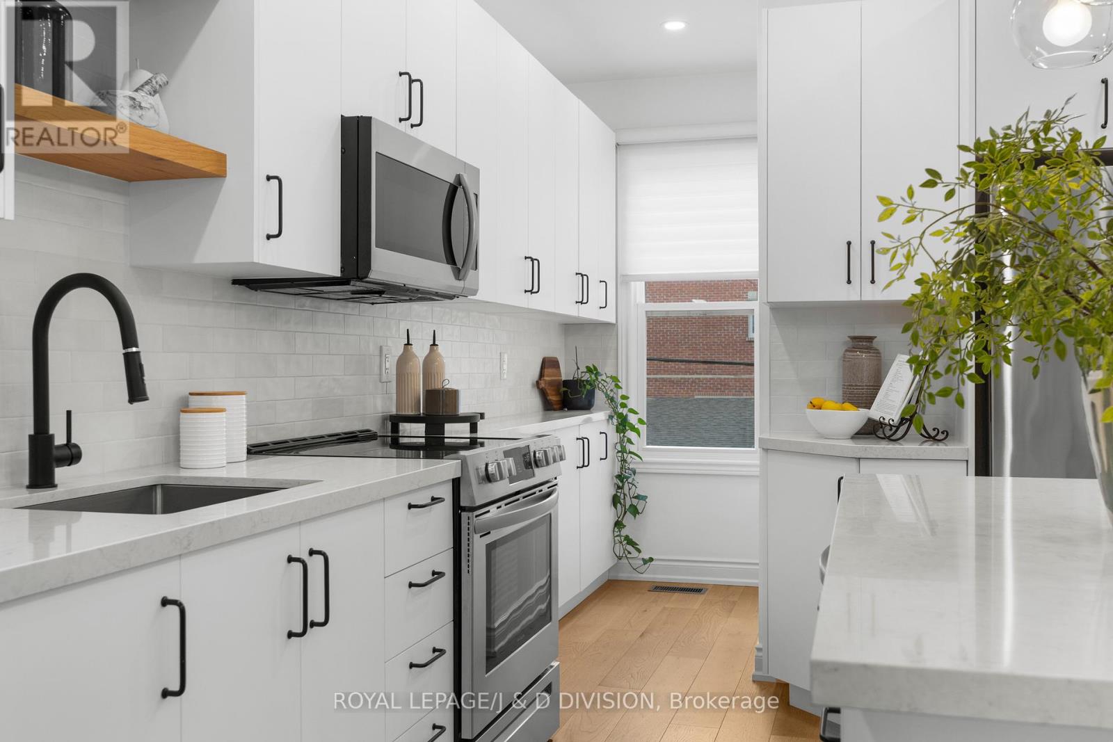 28 Argyle Street, Toronto, Ontario  M6J 1N4 - Photo 29 - C13027210