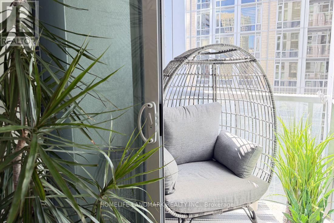 1202 - 1 Yorkville Avenue, Toronto, Ontario  M4W 0B1 - Photo 18 - C13027230