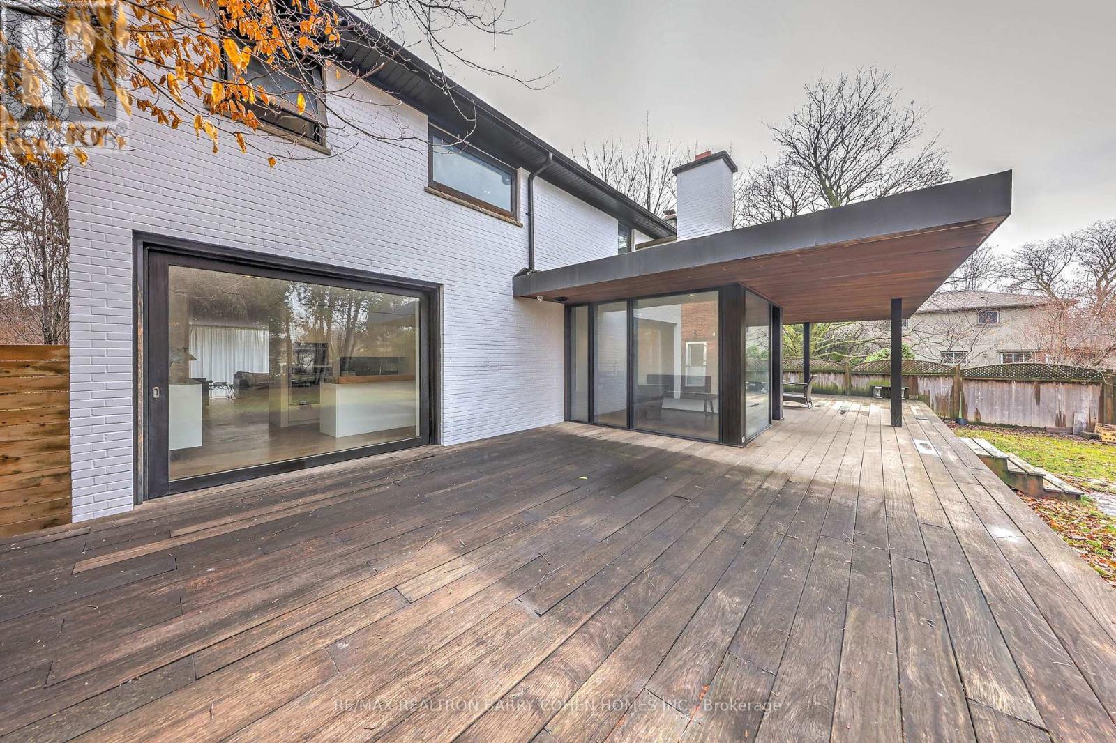 6 Bannatyne Drive, Toronto, Ontario  M2L 2N7 - Photo 41 - C13027276