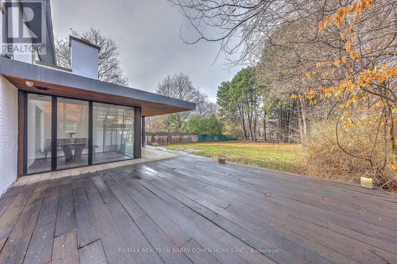 6 Bannatyne Drive, Toronto, Ontario  M2L 2N7 - Photo 42 - C13027276