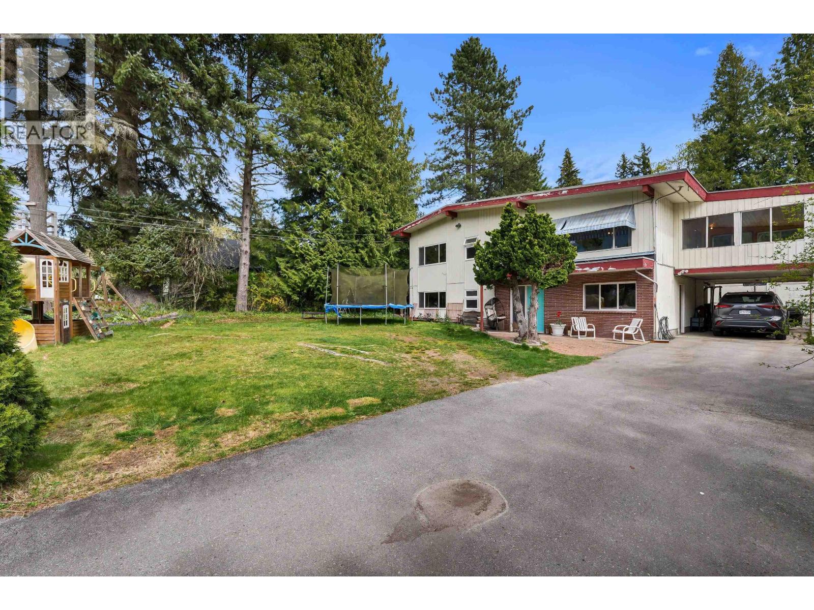 41750 Cottonwood Road, Squamish, British Columbia  V0N 1H0 - Photo 2 - R3112768
