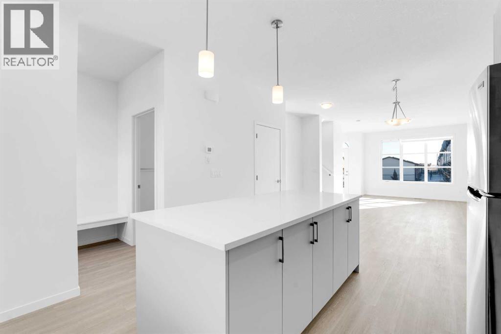 733 South Point Gate Sw, Airdrie, Alberta  T4B 5H7 - Photo 15 - A2296516