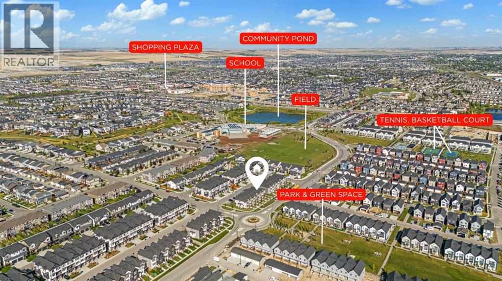 733 South Point Gate Sw, Airdrie, Alberta  T4B 5H7 - Photo 3 - A2296516