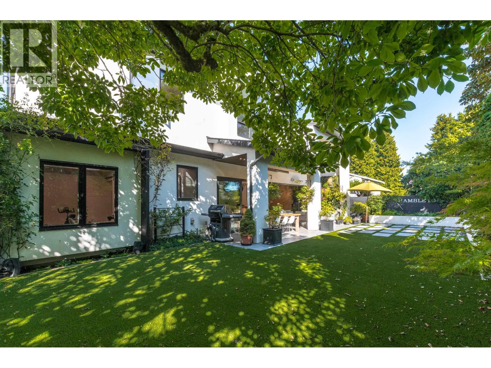 10560 Hogarth Drive, Richmond, British Columbia  V7E 3Z8 - Photo 9 - R3114196