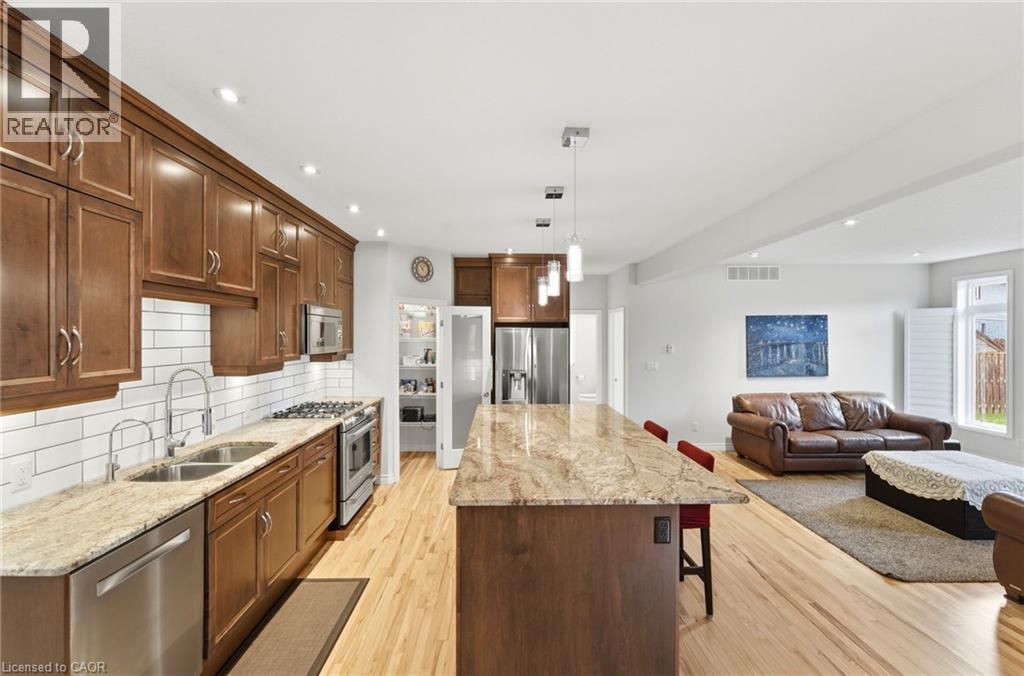 152 Juno Crescent, Woodstock, Ontario  N4T 0A9 - Photo 8 - 40820504