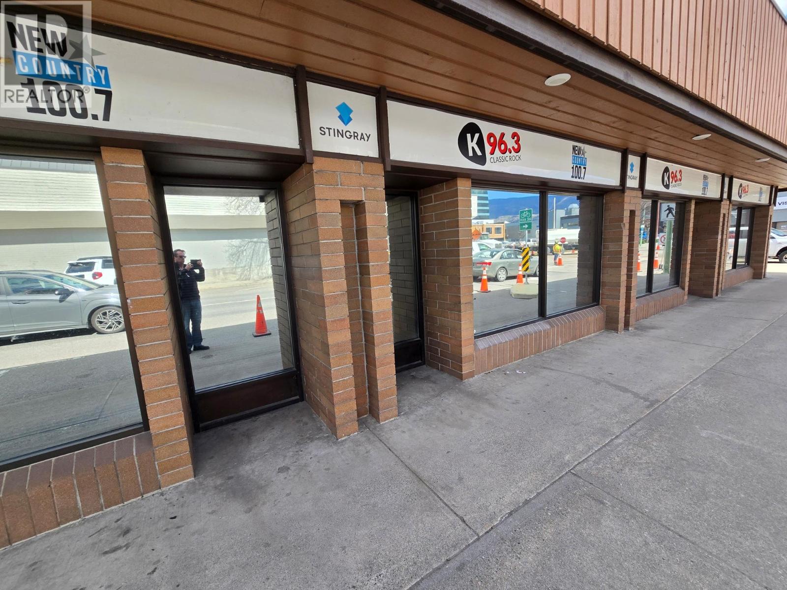 1601 Bertram Street, Kelowna, British Columbia  V1Y 2G5 - Photo 2 - 10384144