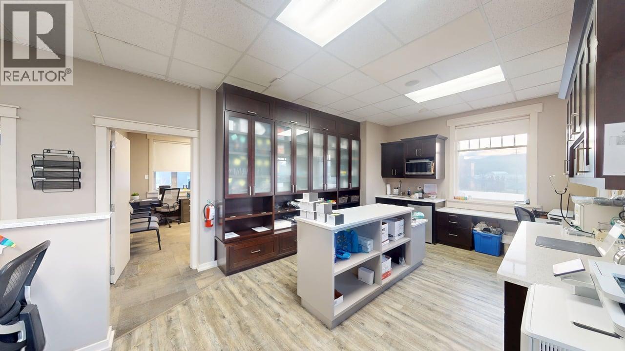 800 Baker Street, Cranbrook, British Columbia  V1C 1A2 - Photo 77 - 10384278