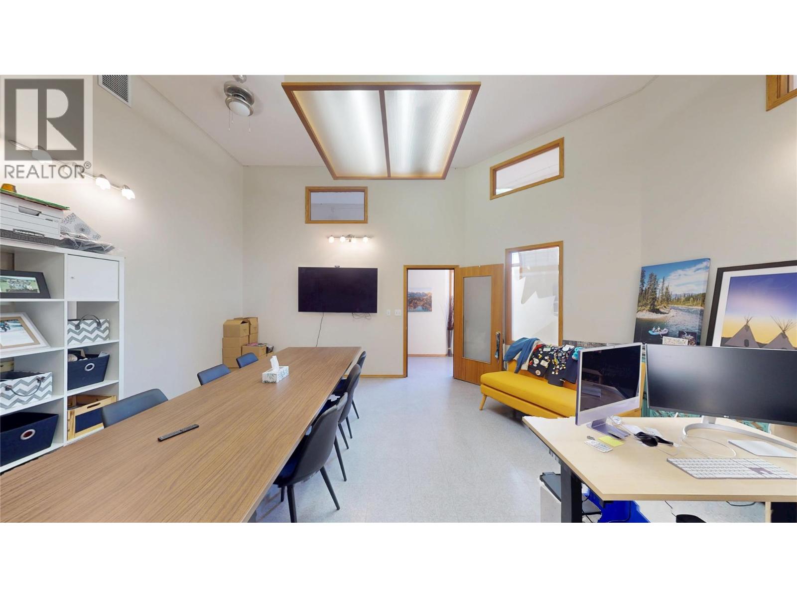 800 Baker Street, Cranbrook, British Columbia  V1C 1A2 - Photo 66 - 10384278