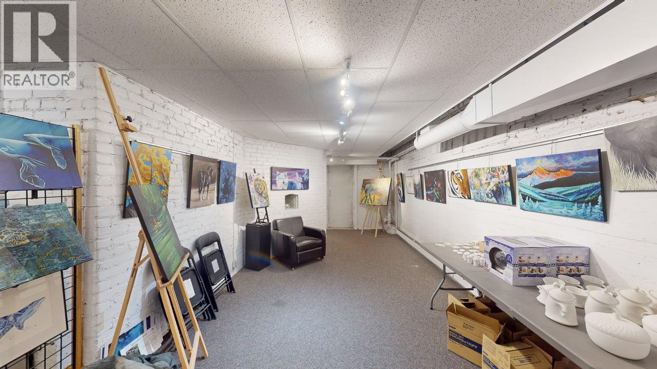 800 Baker Street, Cranbrook, British Columbia  V1C 1A2 - Photo 37 - 10384278