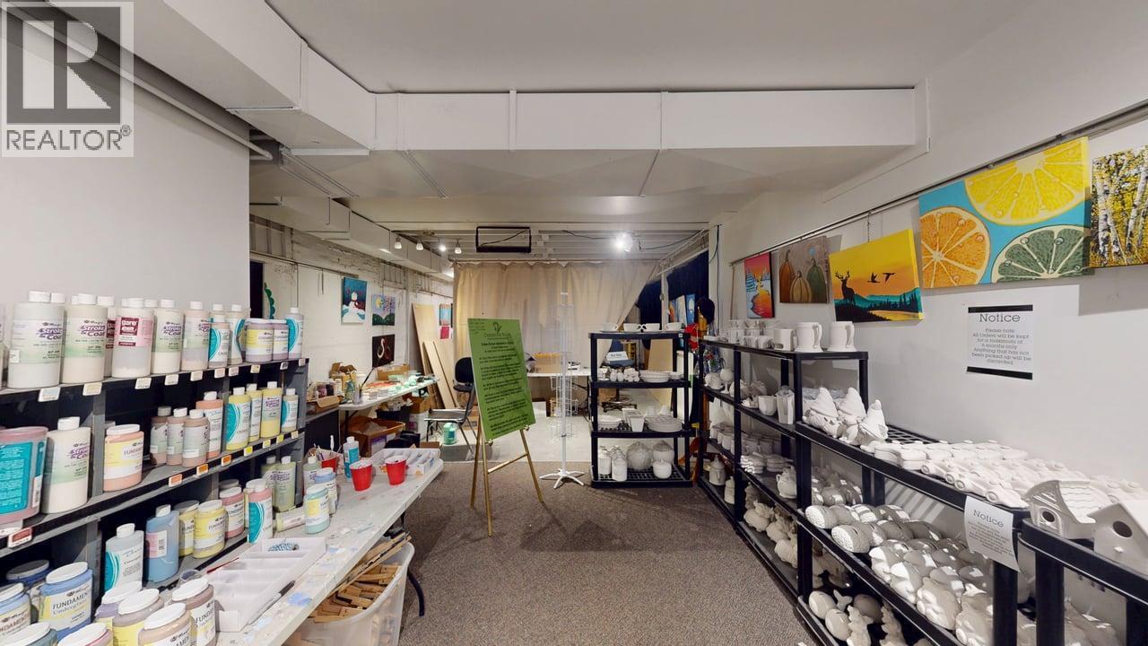 800 Baker Street, Cranbrook, British Columbia  V1C 1A2 - Photo 38 - 10384278