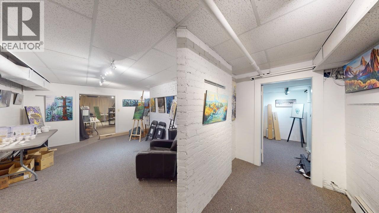 800 Baker Street, Cranbrook, British Columbia  V1C 1A2 - Photo 35 - 10384278