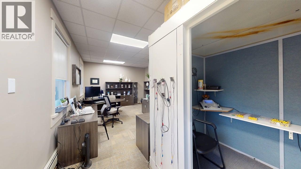 800 Baker Street, Cranbrook, British Columbia  V1C 1A2 - Photo 82 - 10384278