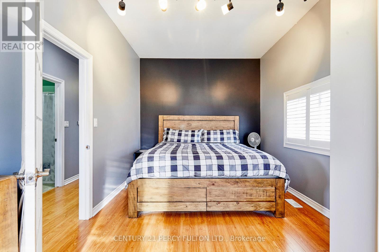 297 Celina Street, Oshawa, Ontario  L1H 4N9 - Photo 12 - E13027324