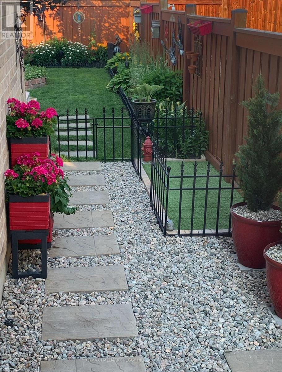 11 Red Cedar Lane, Essa, Ontario  L3W 0P5 - Photo 24 - N13027206