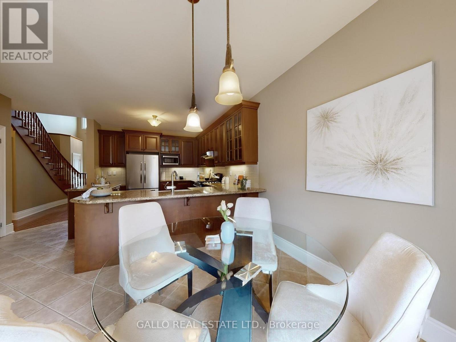 82 Bayberry Street, Whitchurch-Stouffville, Ontario  L4A 0E2 - Photo 13 - N13027354