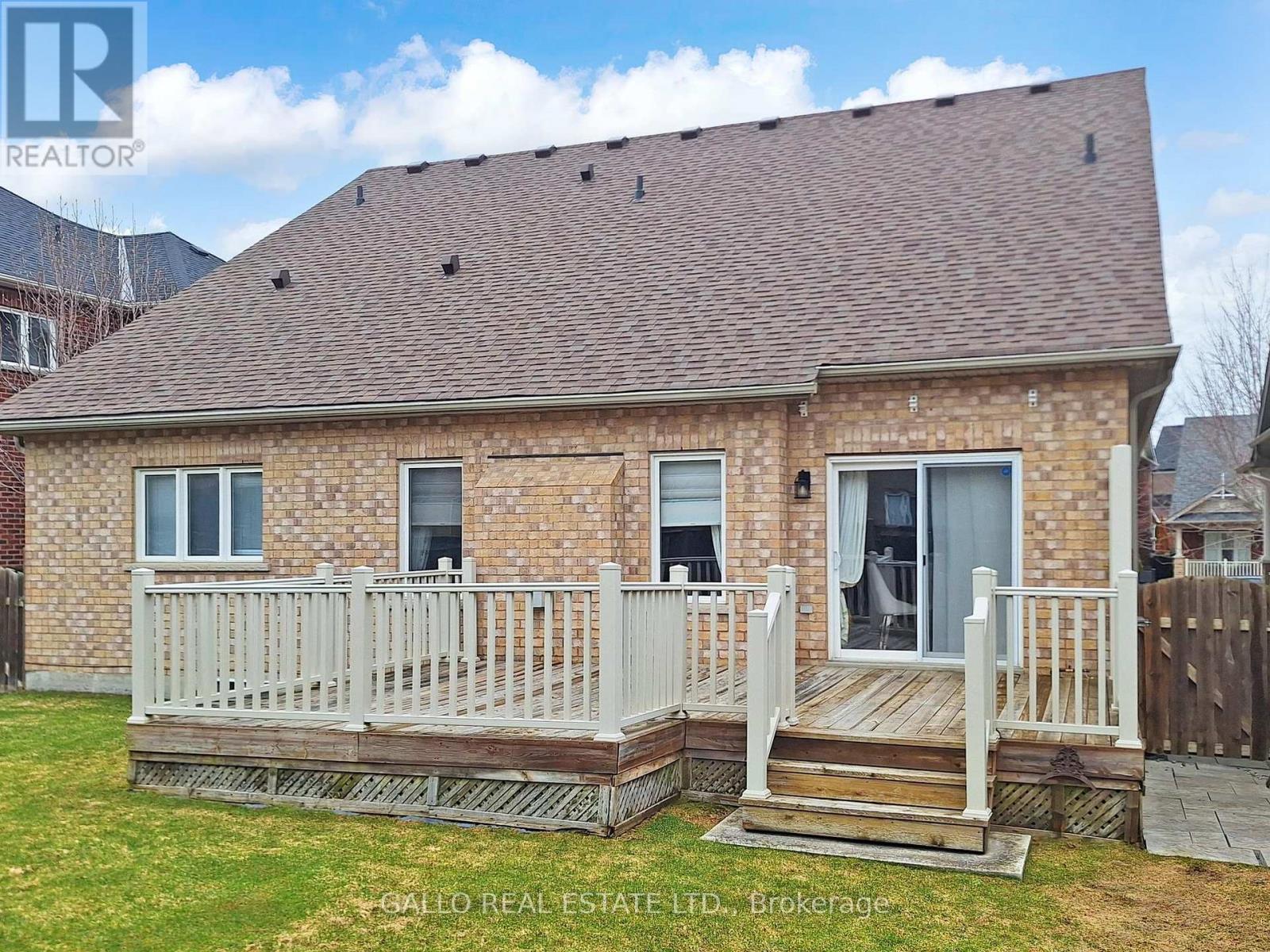 82 Bayberry Street, Whitchurch-Stouffville, Ontario  L4A 0E2 - Photo 32 - N13027354