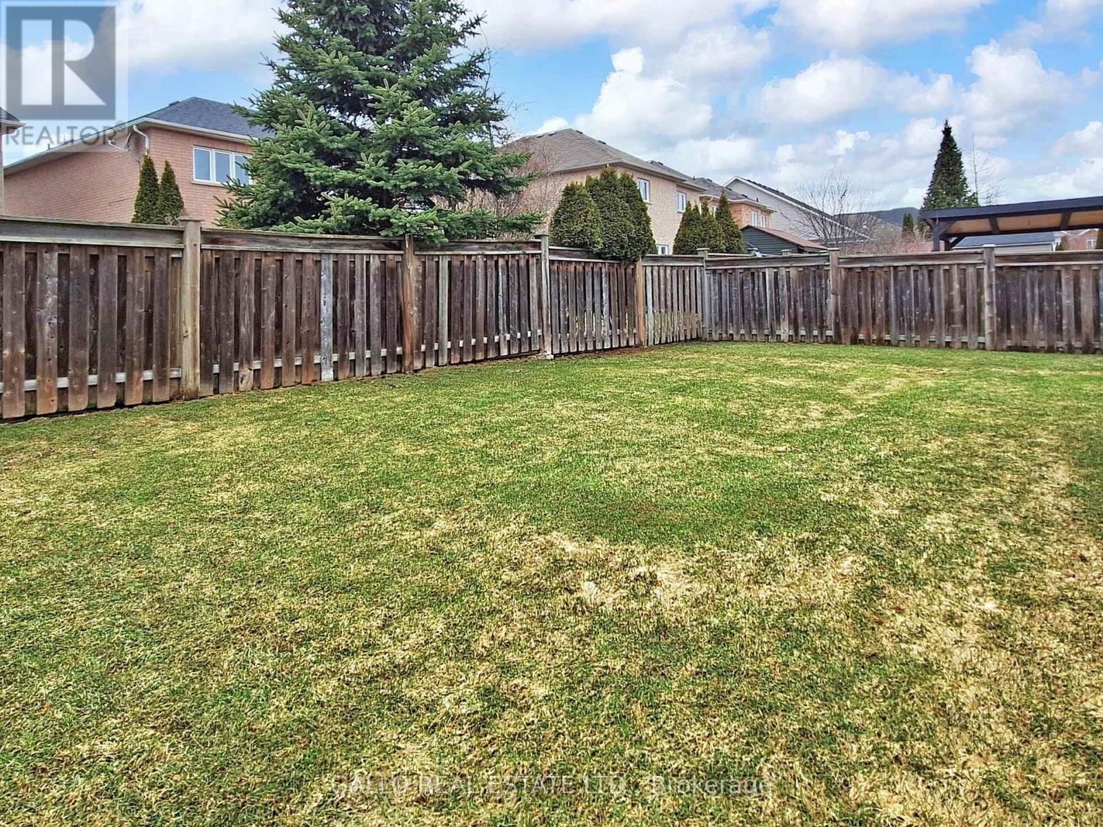 82 Bayberry Street, Whitchurch-Stouffville, Ontario  L4A 0E2 - Photo 35 - N13027354