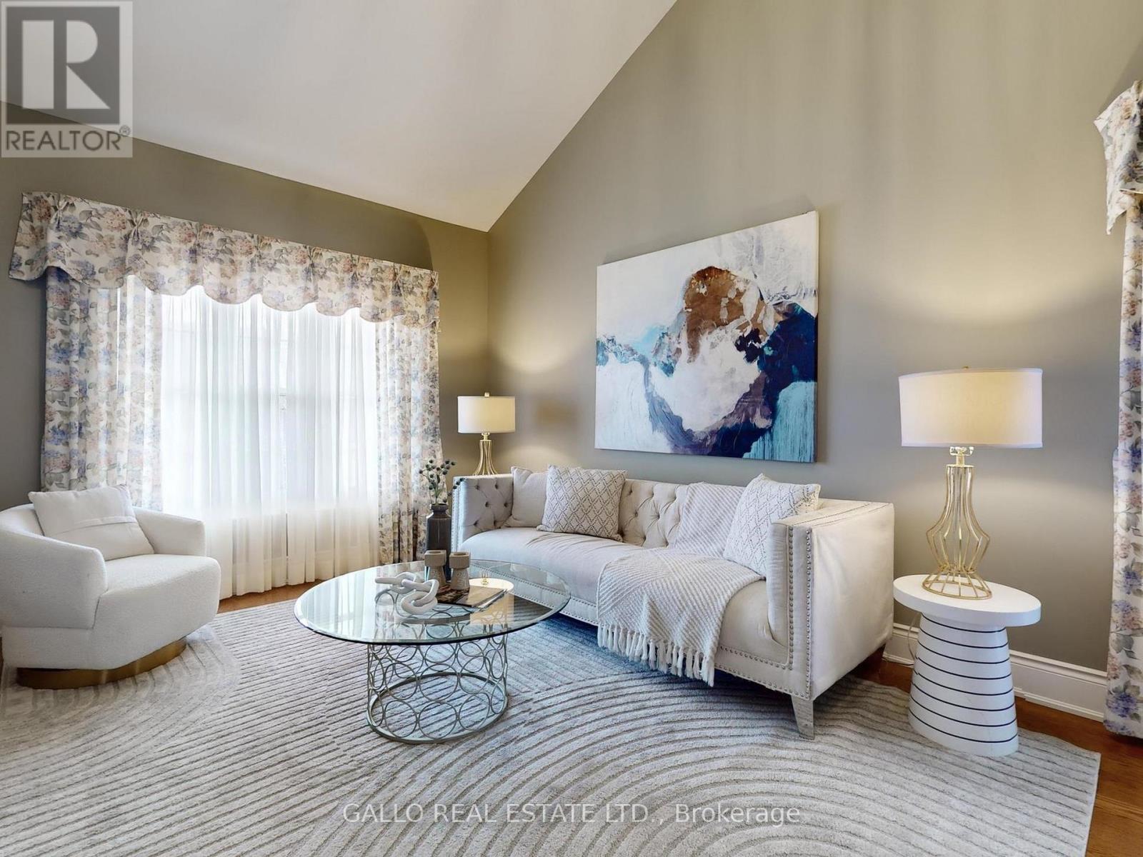 82 Bayberry Street, Whitchurch-Stouffville, Ontario  L4A 0E2 - Photo 5 - N13027354