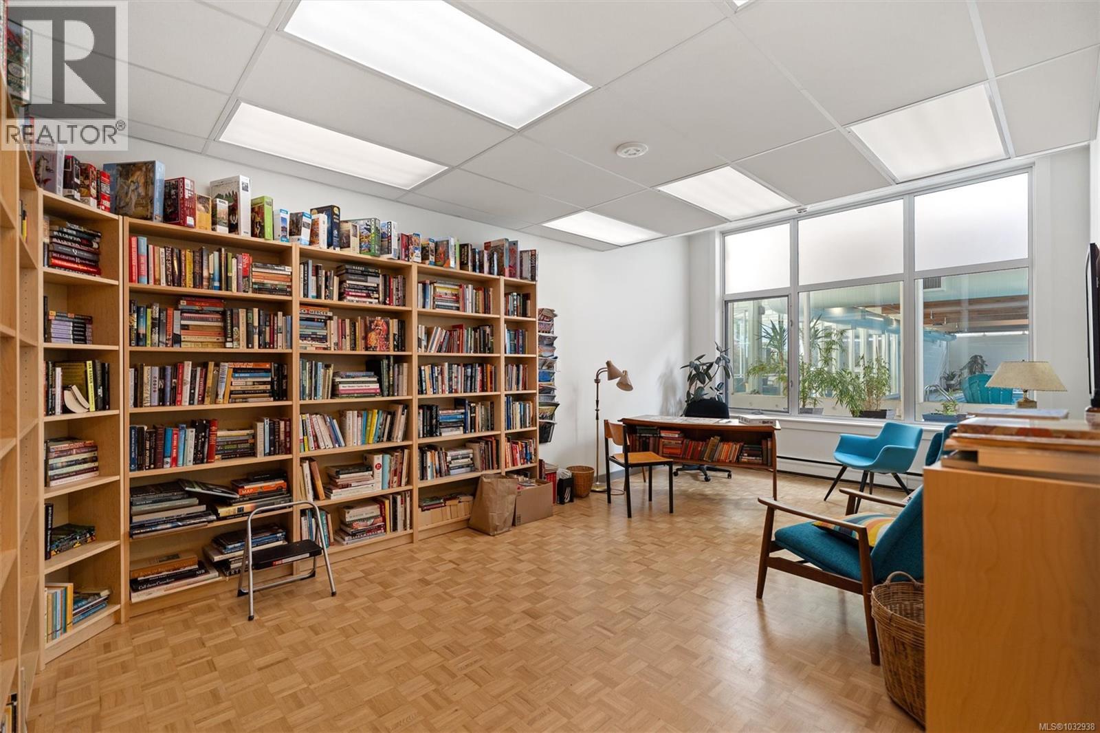 1005 250 Douglas St, Victoria, British Columbia  V8V 2P4 - Photo 30 - 1032938