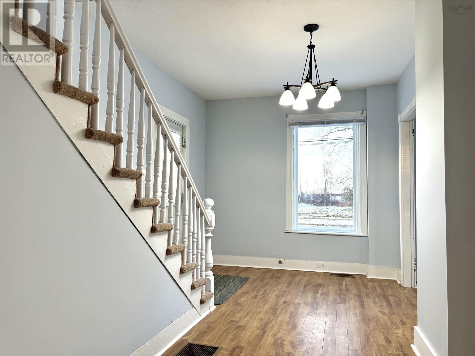 149 East Pleasant Street, Amherst, Nova Scotia  B4H 1N4 - Photo 11 - 202529495