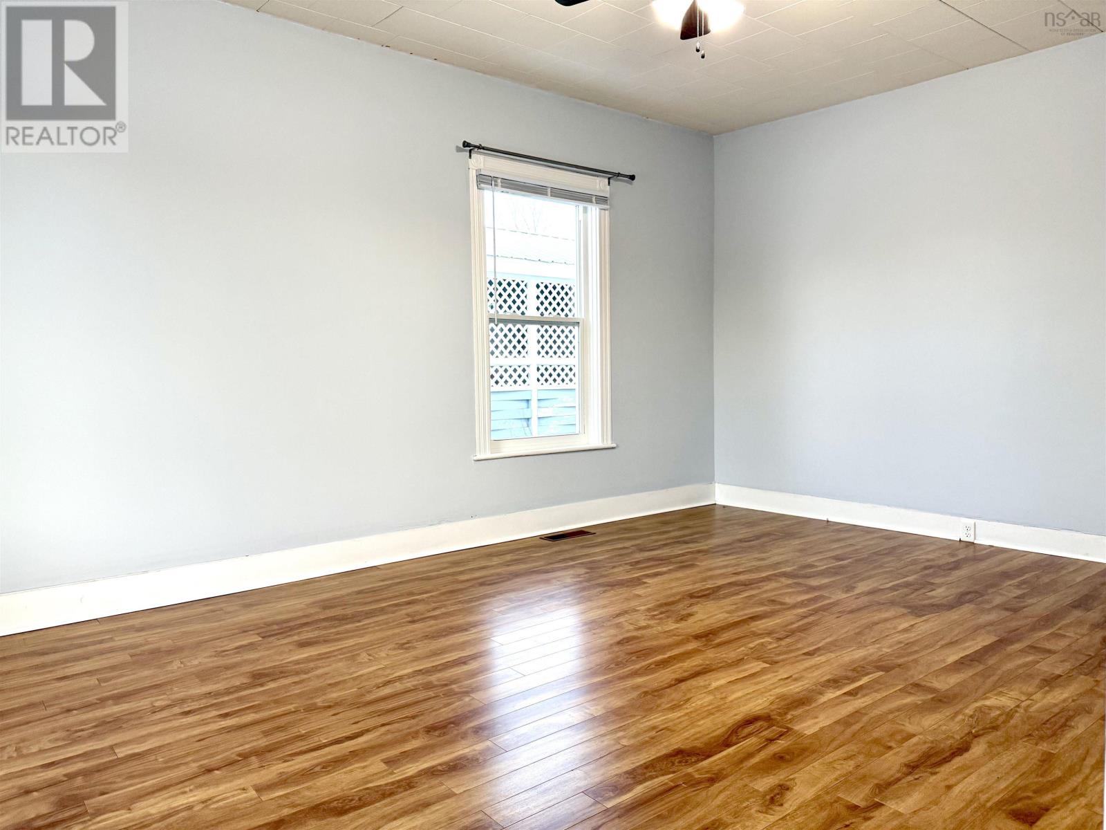 149 East Pleasant Street, Amherst, Nova Scotia  B4H 1N4 - Photo 13 - 202529495