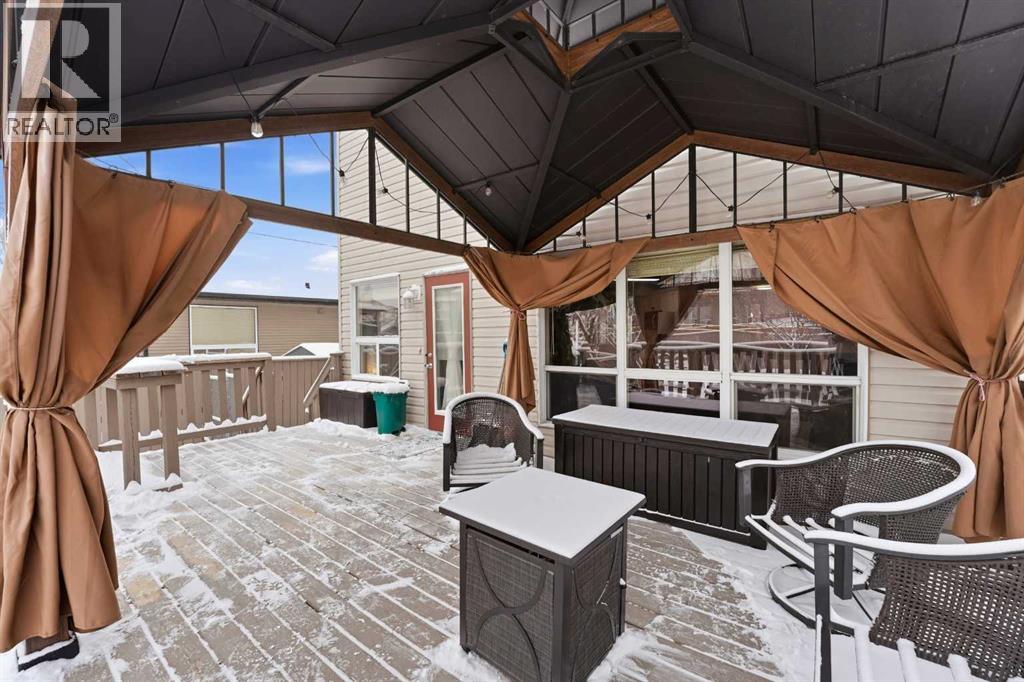 5 Lincoln Street, Sylvan Lake, Alberta  T4S 2R1 - Photo 6 - A2288595