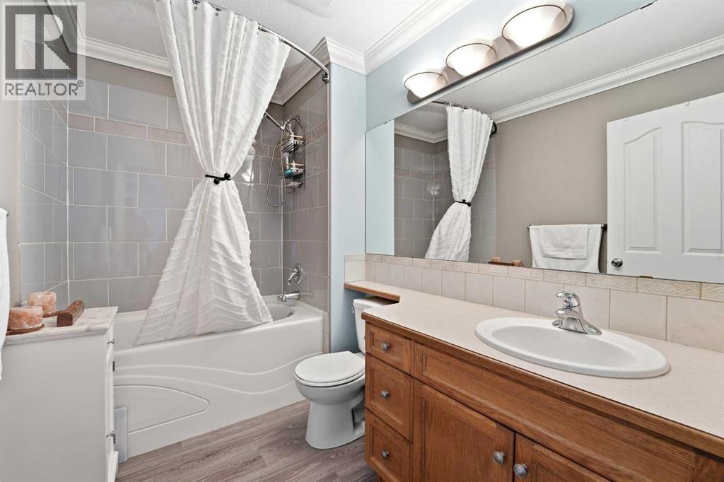 5 Lincoln Street, Sylvan Lake, Alberta  T4S 2R1 - Photo 25 - A2288595