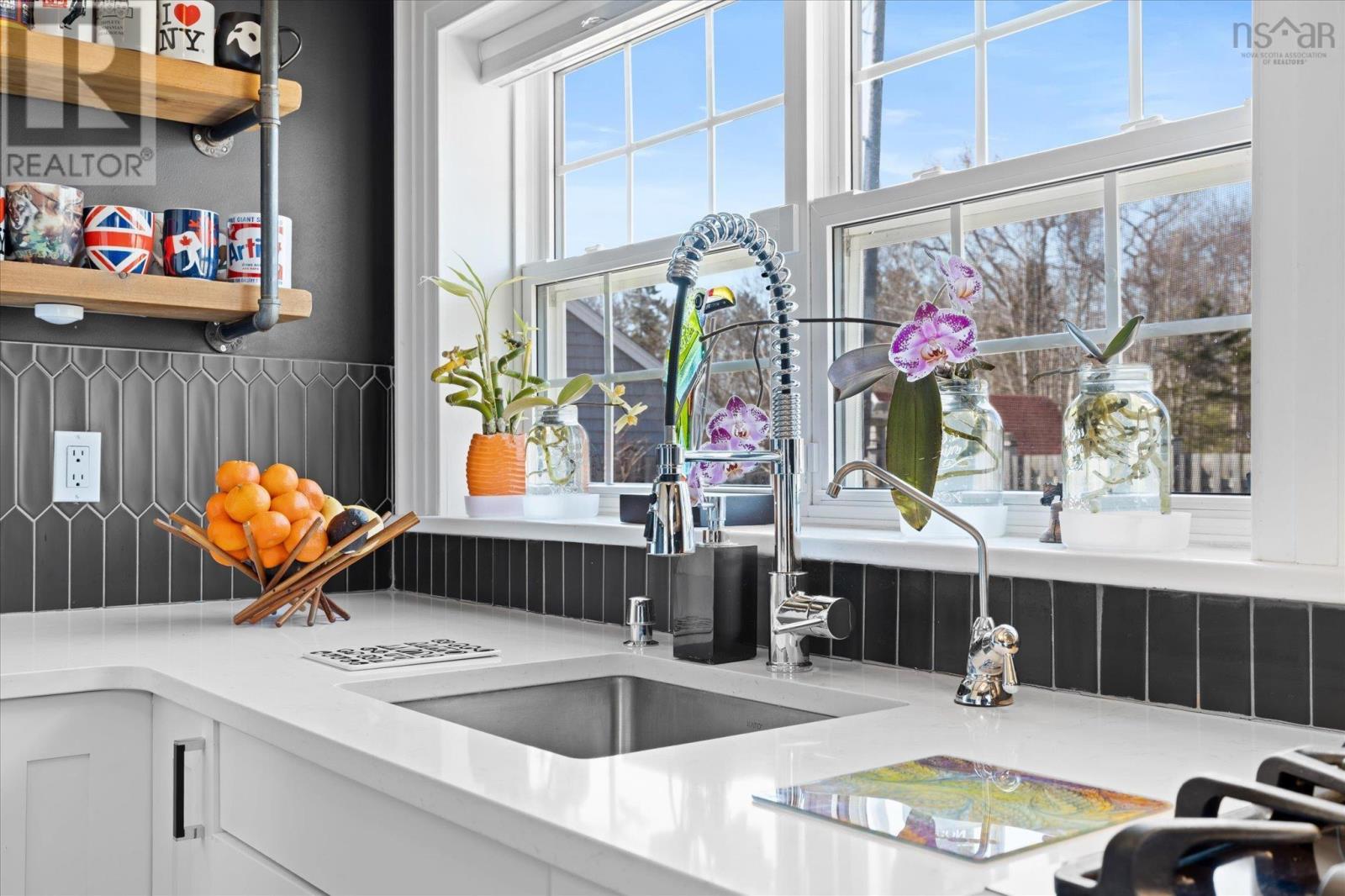 286 Silver Point Road, Mahone Bay, Nova Scotia  B0J 3E0 - Photo 16 - 202608138