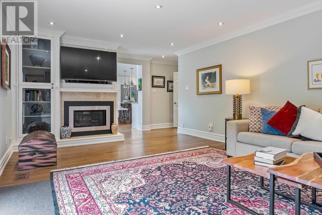 996 Cresthampton Lane, Mississauga, Ontario  L5H 2X1 - Photo 17 - W13027178