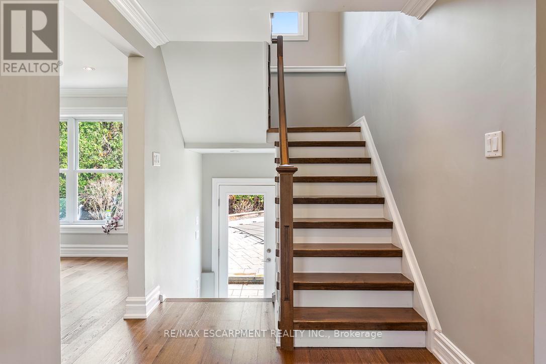 996 Cresthampton Lane, Mississauga, Ontario  L5H 2X1 - Photo 22 - W13027178