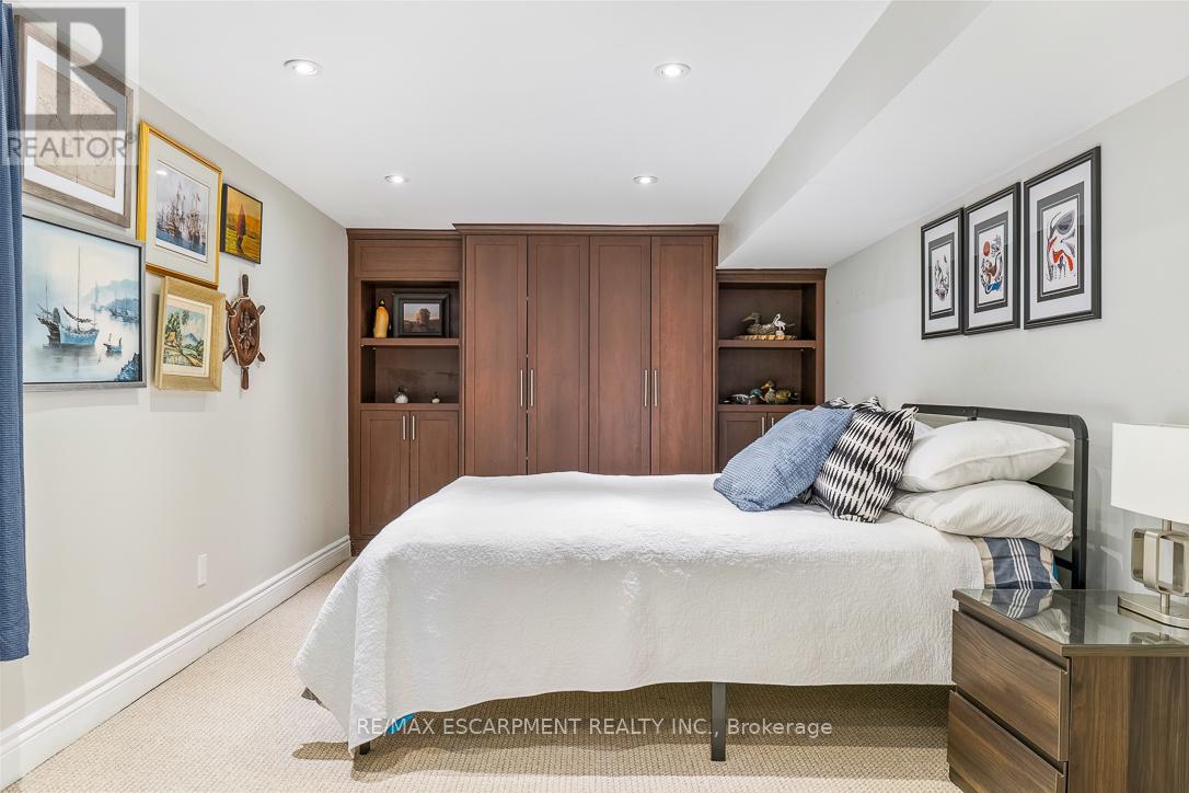 996 Cresthampton Lane, Mississauga, Ontario  L5H 2X1 - Photo 39 - W13027178