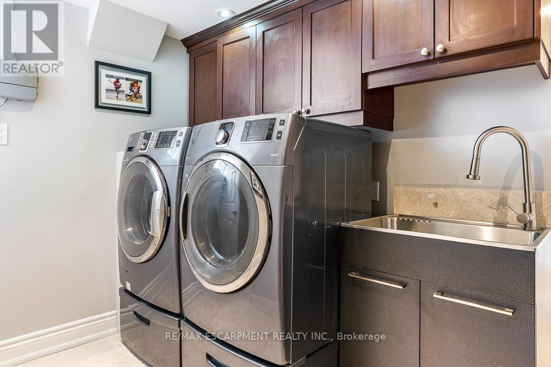 996 Cresthampton Lane, Mississauga, Ontario  L5H 2X1 - Photo 42 - W13027178