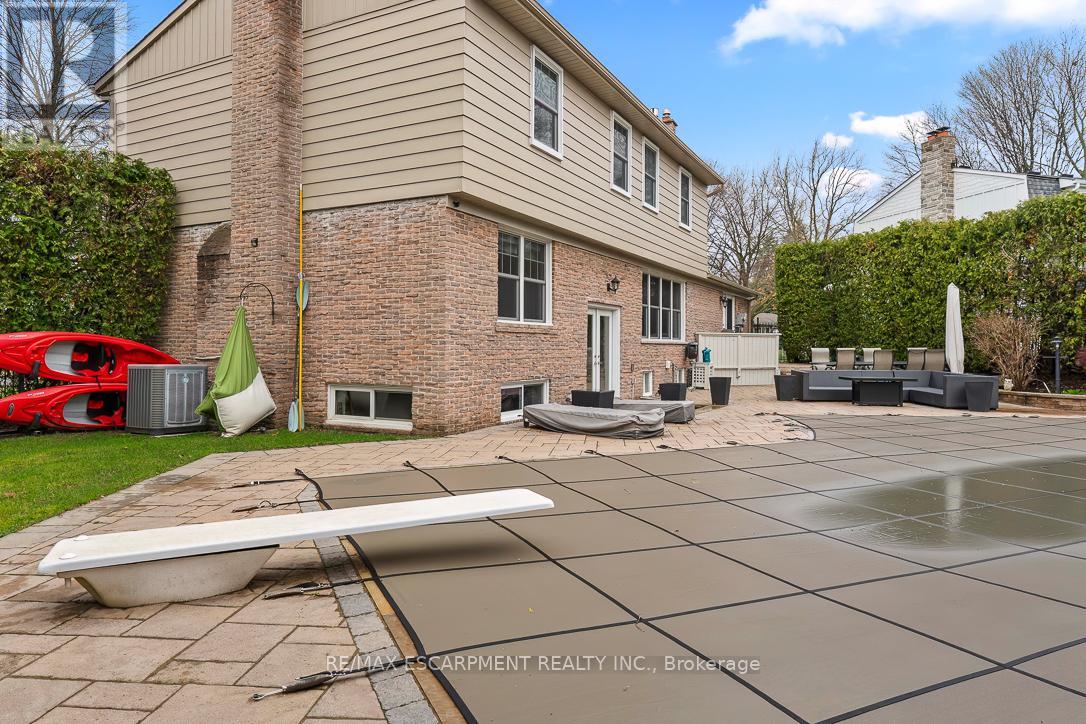 996 Cresthampton Lane, Mississauga, Ontario  L5H 2X1 - Photo 45 - W13027178