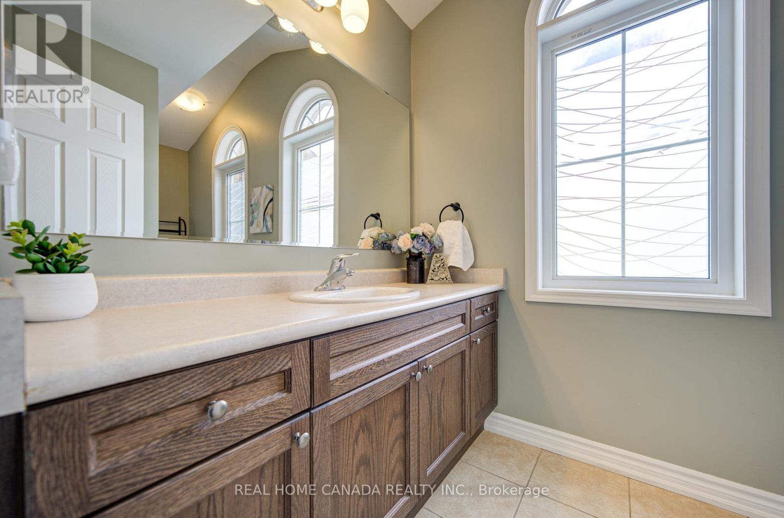 566 Laking Terrace, Milton, Ontario  L9T 0Y8 - Photo 37 - W13027194