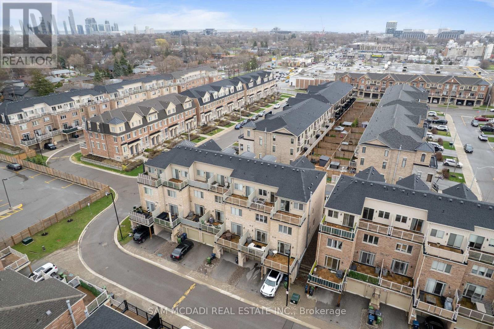 61 Edward Horton Crescent, Toronto, Ontario  M8Z 0E7 - Photo 42 - W13027234