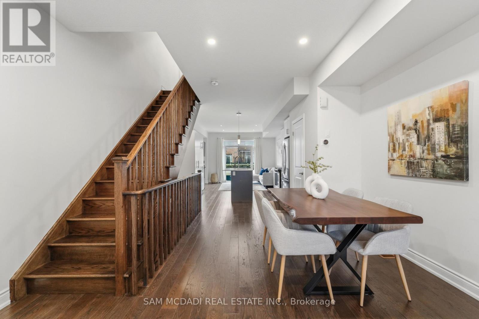 61 Edward Horton Crescent, Toronto, Ontario  M8Z 0E7 - Photo 8 - W13027234