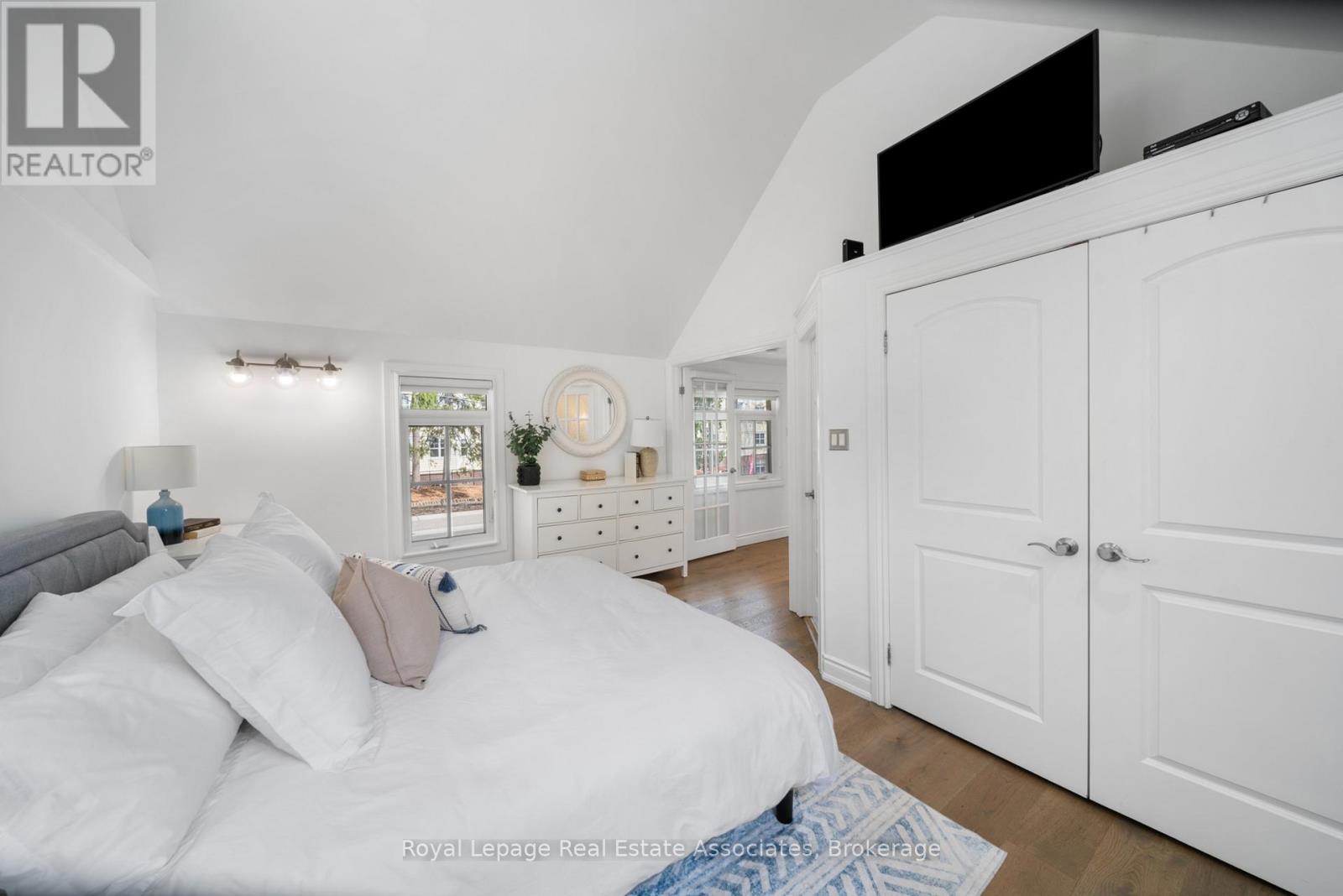 36 Mississauga Road N, Mississauga, Ontario  L5H 2H6 - Photo 19 - W13027242