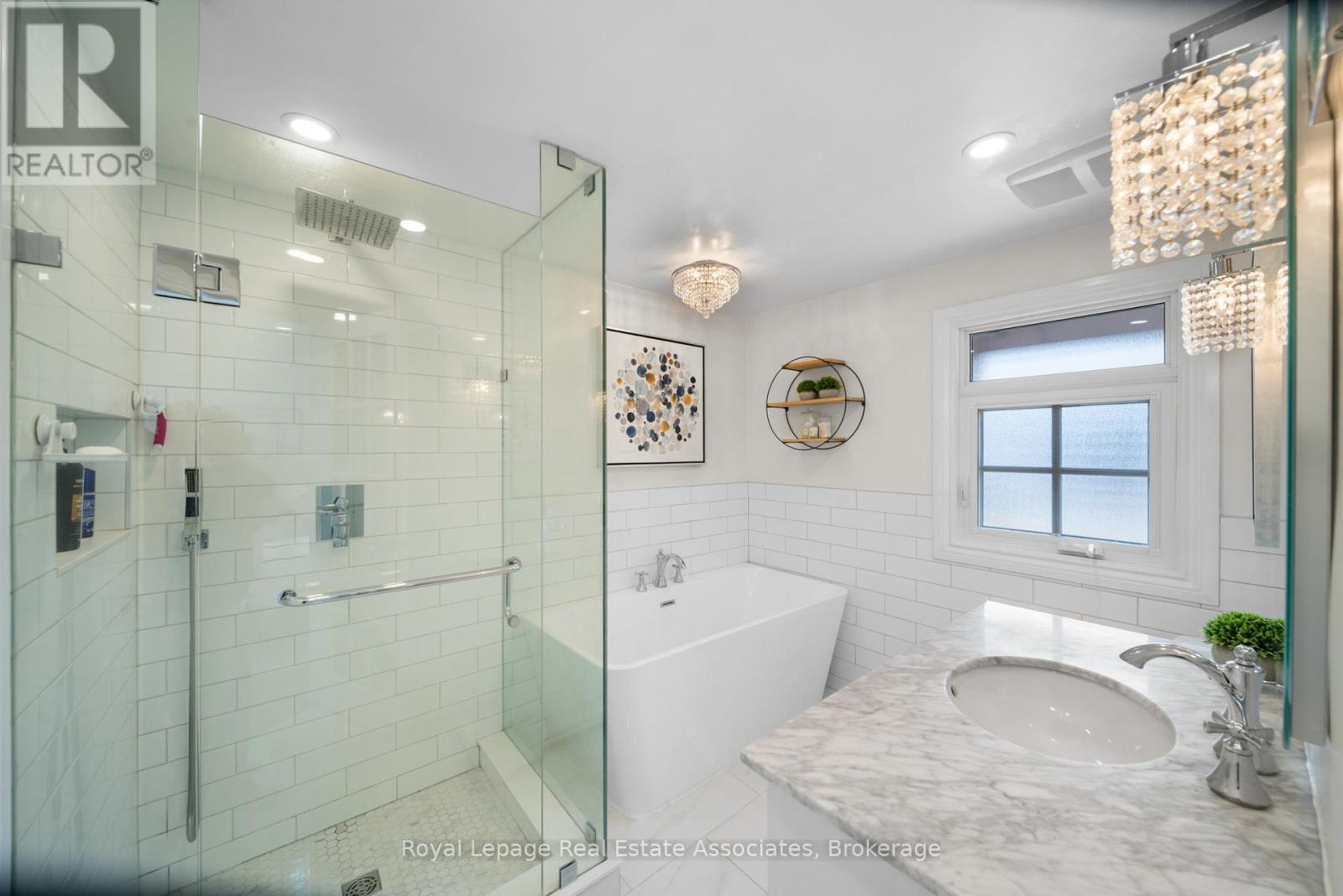 36 Mississauga Road N, Mississauga, Ontario  L5H 2H6 - Photo 21 - W13027242