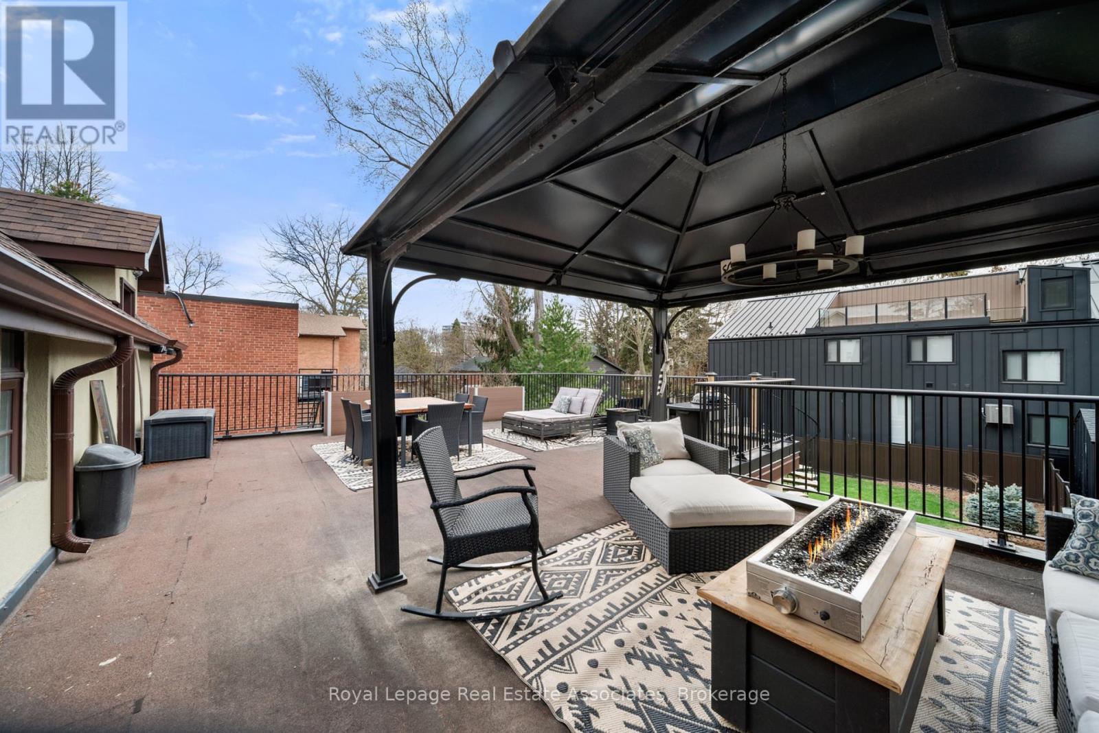 36 Mississauga Road N, Mississauga, Ontario  L5H 2H6 - Photo 26 - W13027242