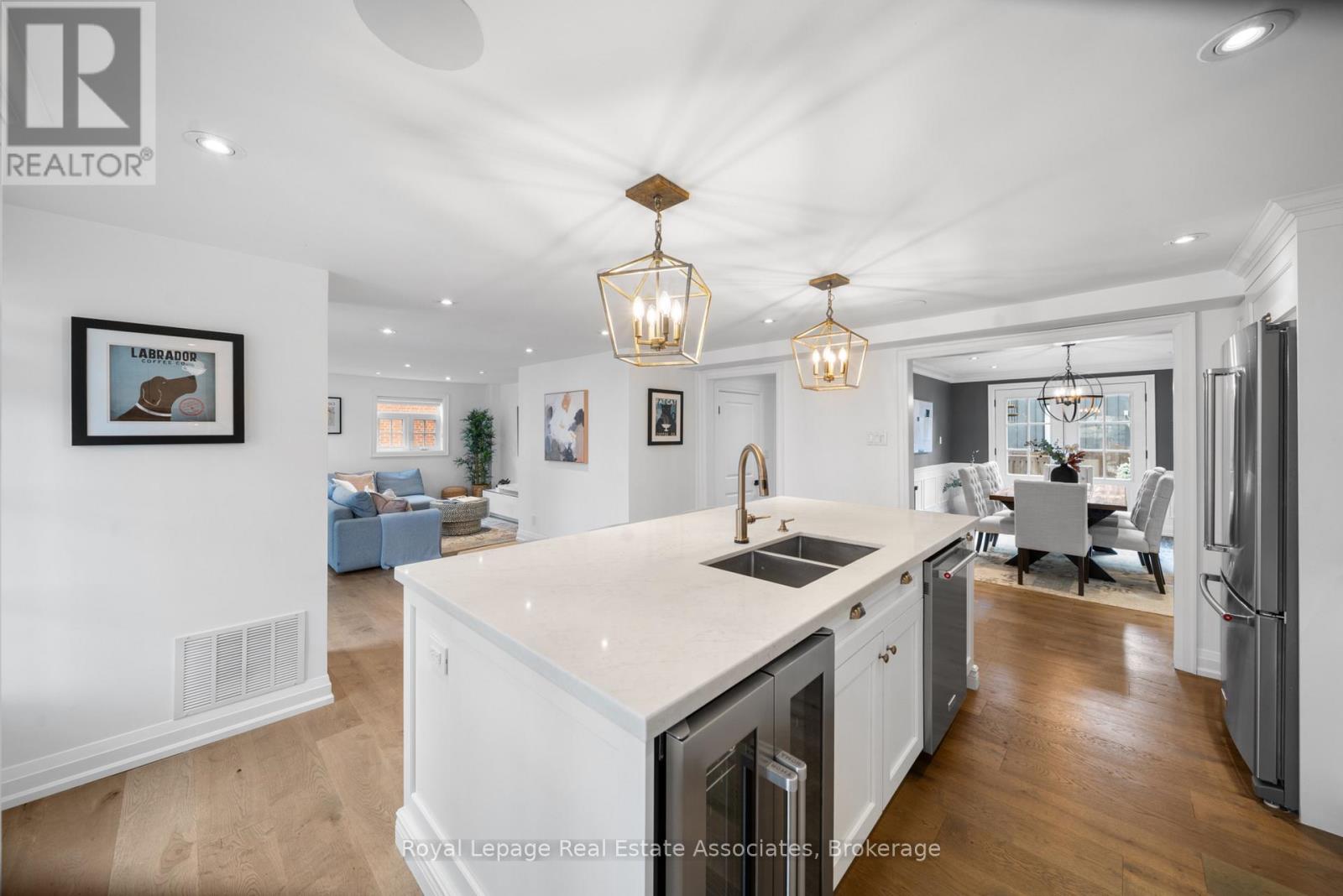 36 Mississauga Road N, Mississauga, Ontario  L5H 2H6 - Photo 9 - W13027242