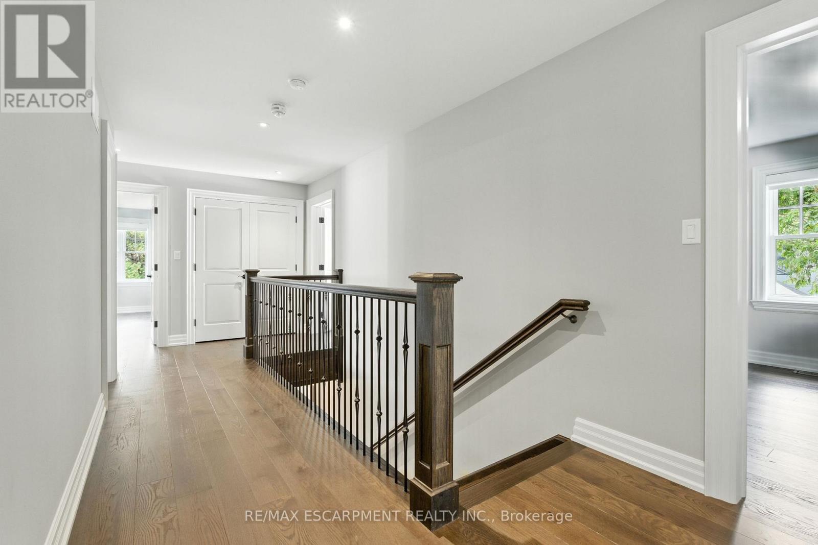 391 Patricia Drive, Burlington, Ontario  L7T 1J9 - Photo 23 - W13027274