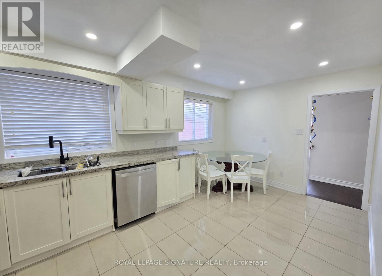 Upper - 23 Benrubin Drive, Toronto, Ontario  M9L 2H3 - Photo 3 - W13027296