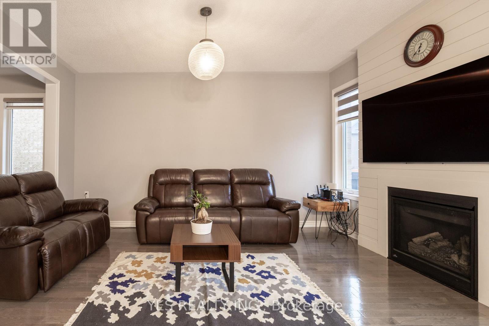 34 Newhouse Boulevard, Caledon, Ontario  L7C 4A1 - Photo 12 - W13027336