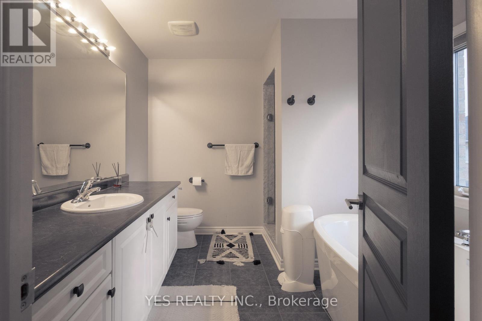 34 Newhouse Boulevard, Caledon, Ontario  L7C 4A1 - Photo 26 - W13027336