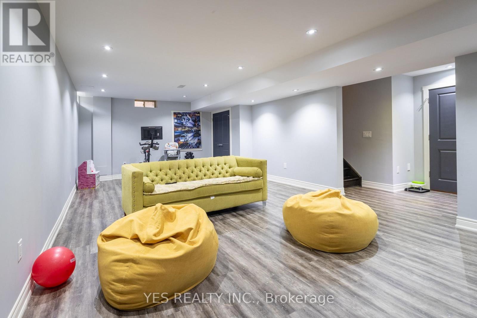 34 Newhouse Boulevard, Caledon, Ontario  L7C 4A1 - Photo 43 - W13027336