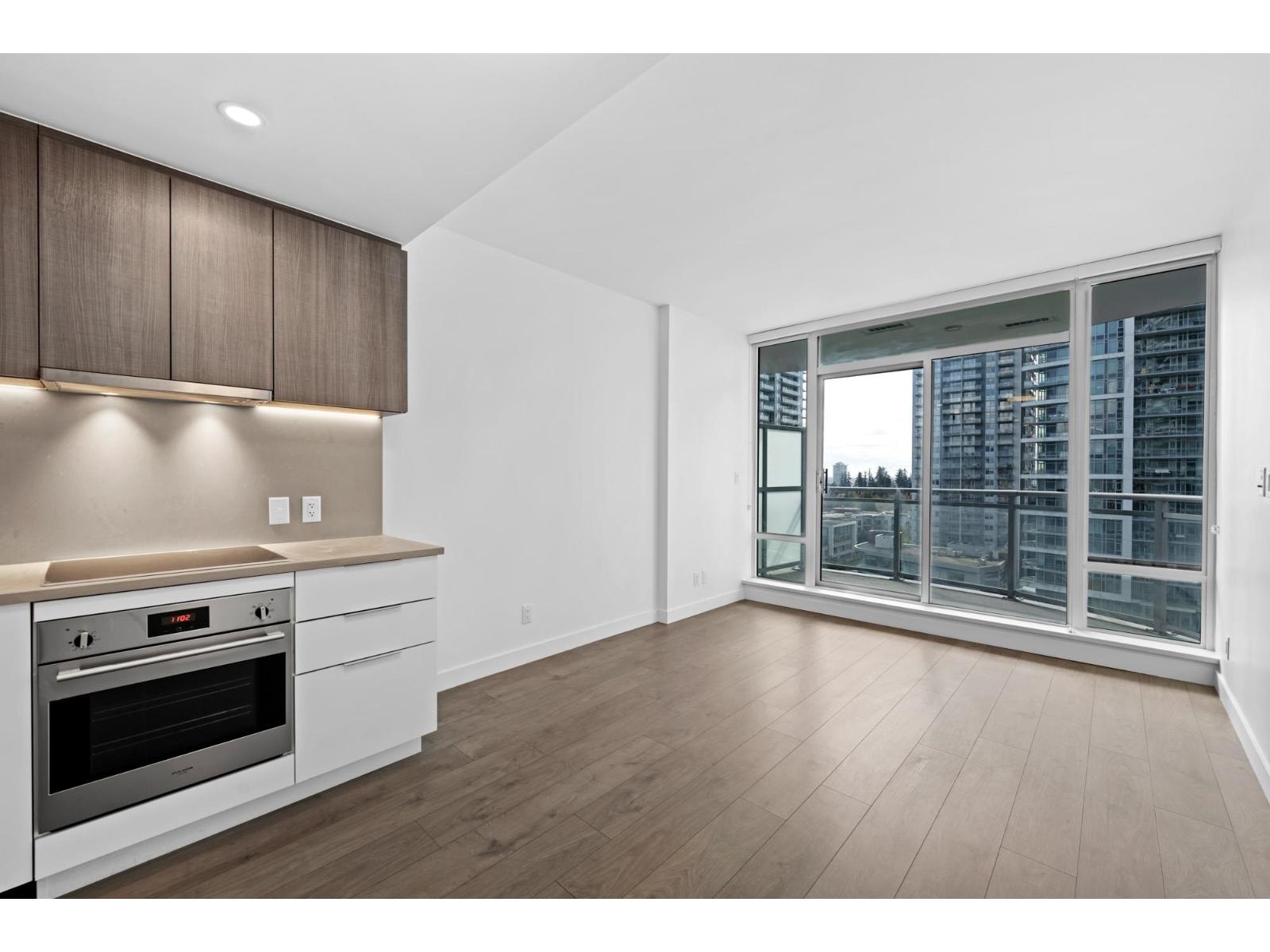 1207 13318 104 Avenue, Surrey, British Columbia  V3T 0R2 - Photo 8 - R3114019