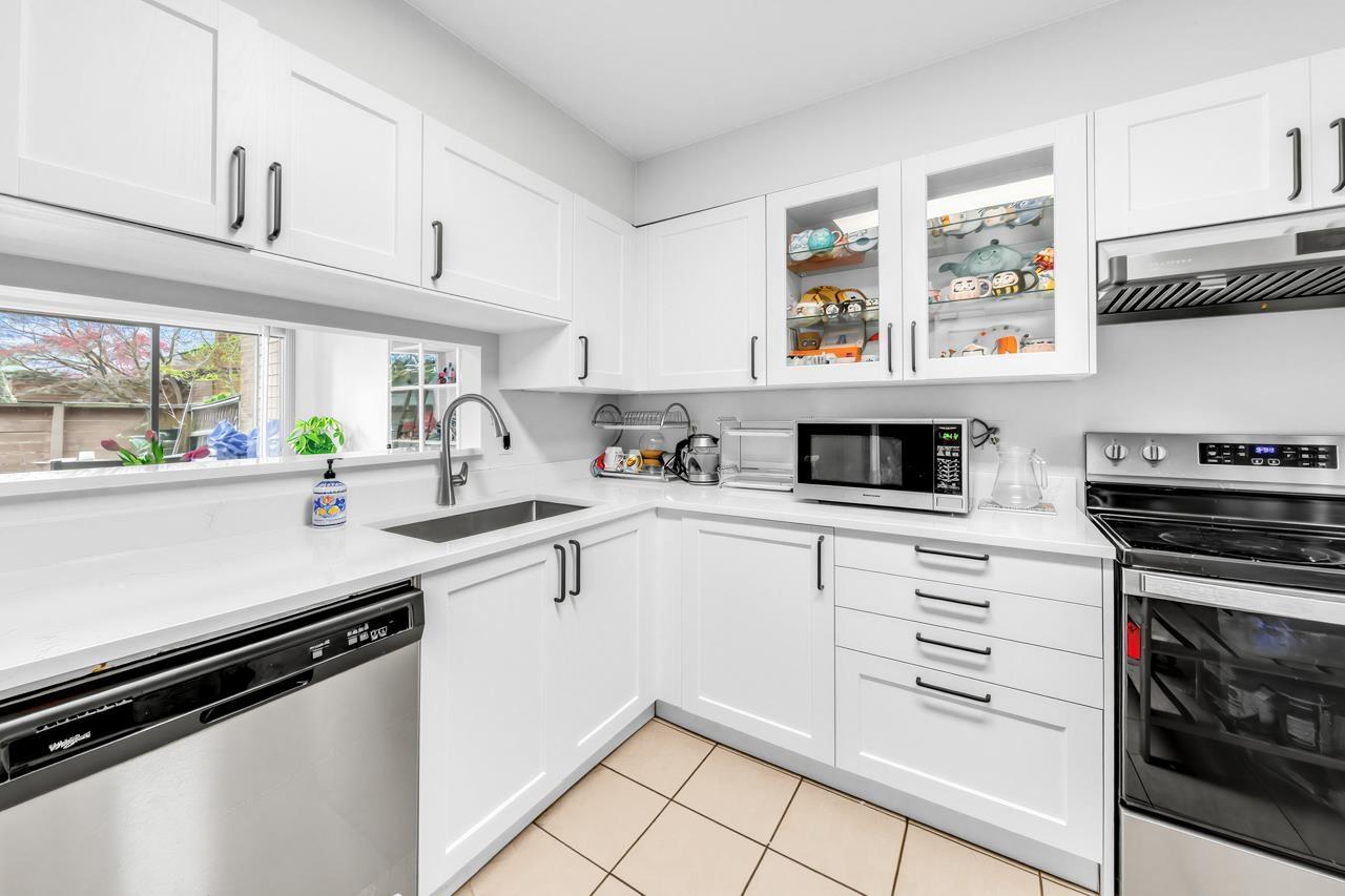 406 10620 150 Street, Surrey, British Columbia  V3R 7S1 - Photo 7 - R3114263